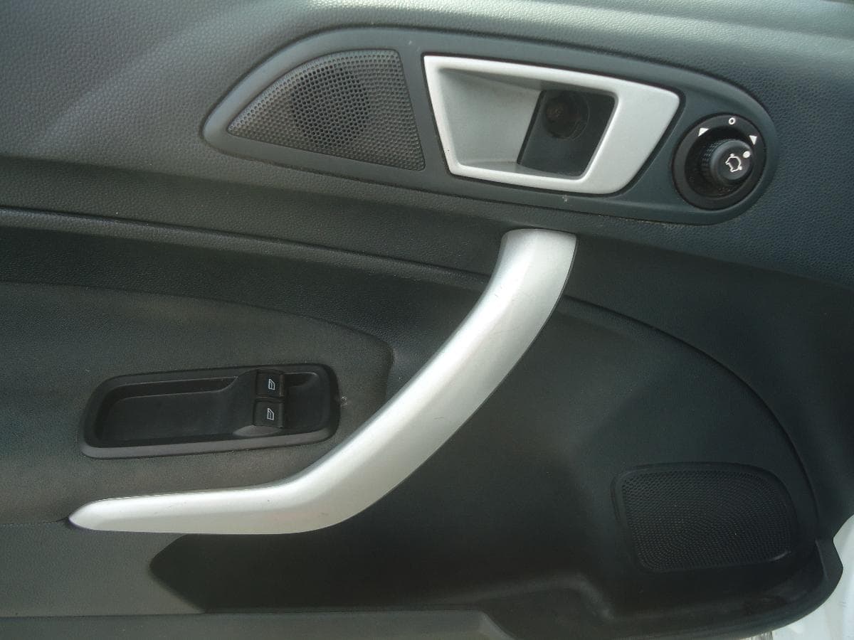 Ford Fiesta 1.4 TDCI — image 7