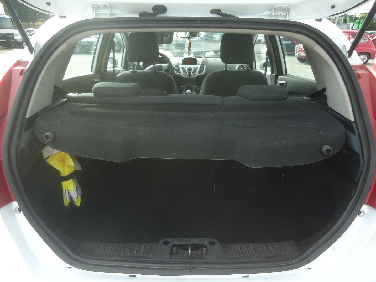 Ford Fiesta 1.4 TDCI — image 15