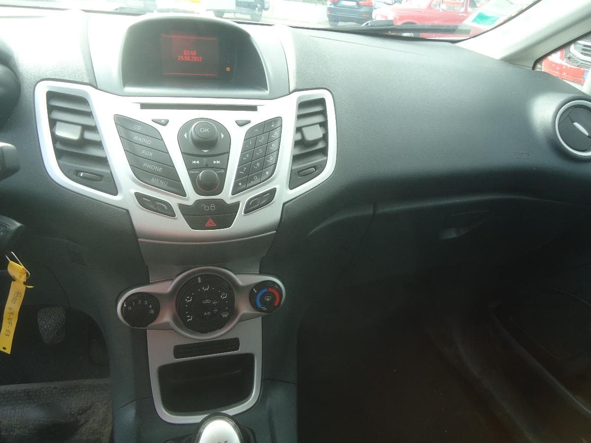 Ford Fiesta 1.4 TDCI — image 11