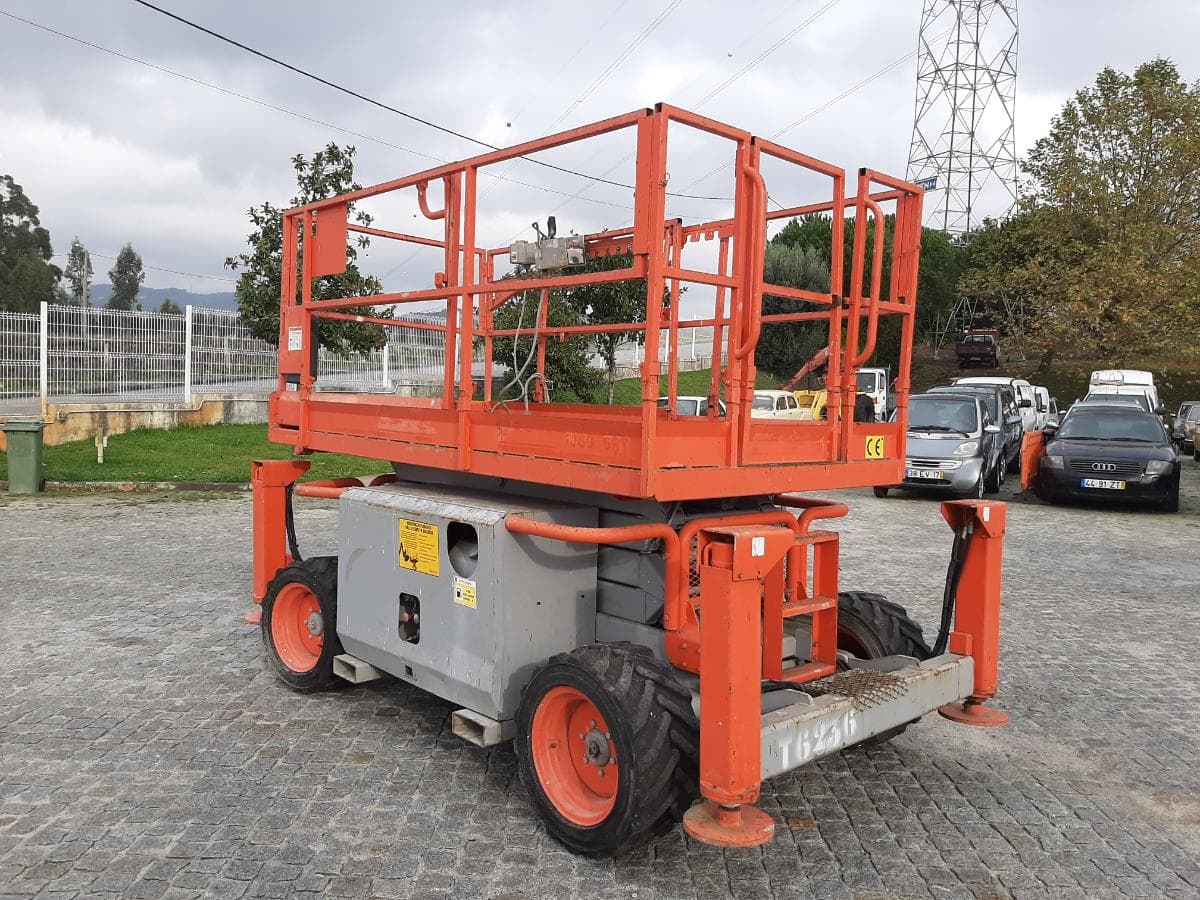 Plataforma elevatória Skyjack — imagem 4