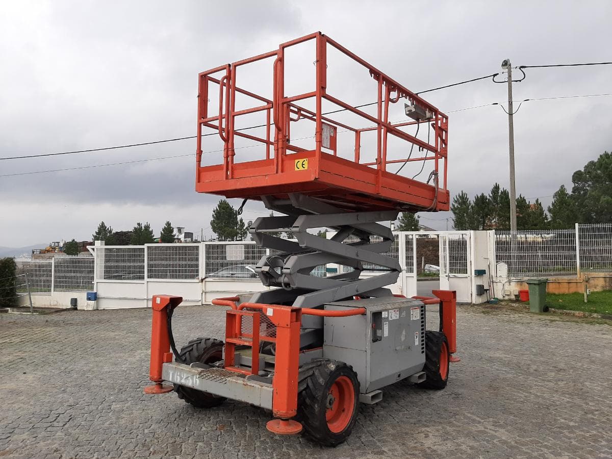 Plataforma elevatória Skyjack