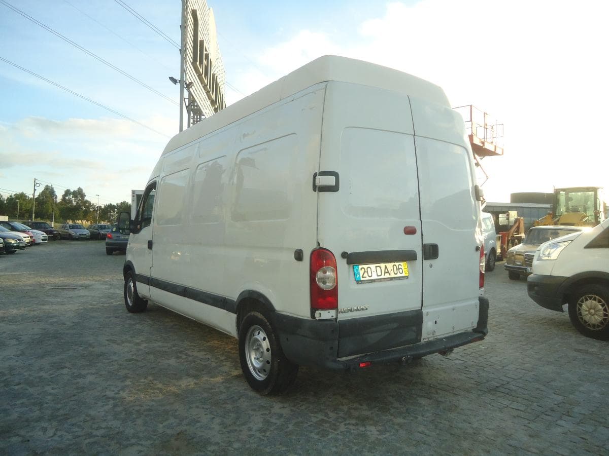 Renault Master 2.5 DCI — imagem 4