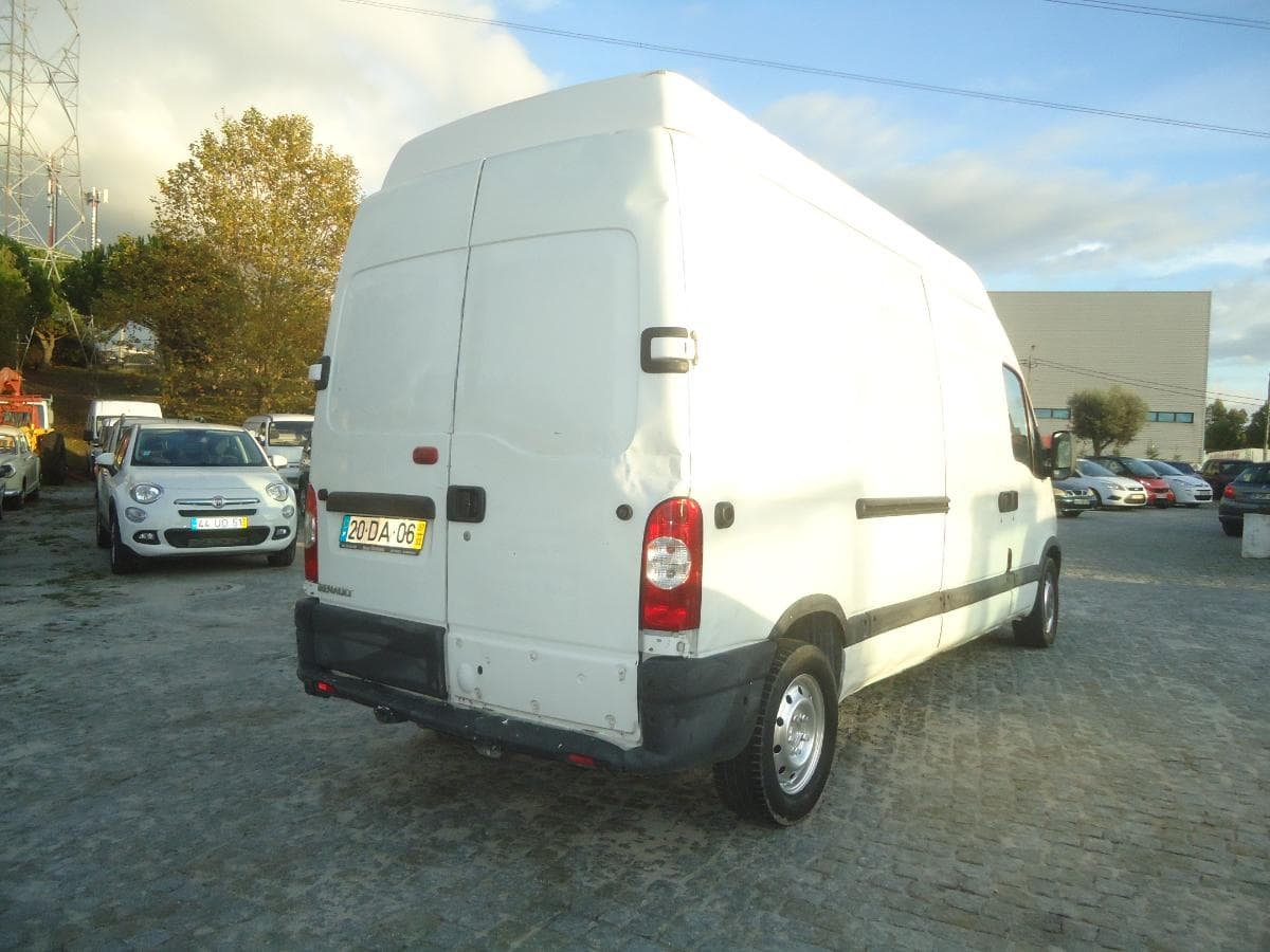 Renault Master 2.5 DCI — imagem 6