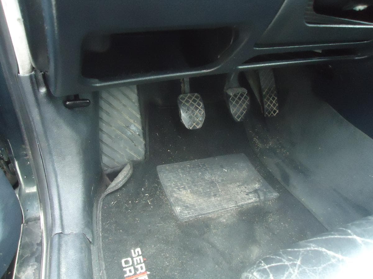 Audi A4 1.8 — imagem 8
