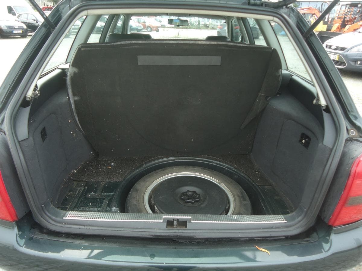 Audi A4 1.8 — imagem 16