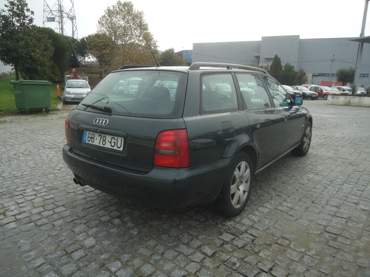 Audi A4 1.8 — imagem 4