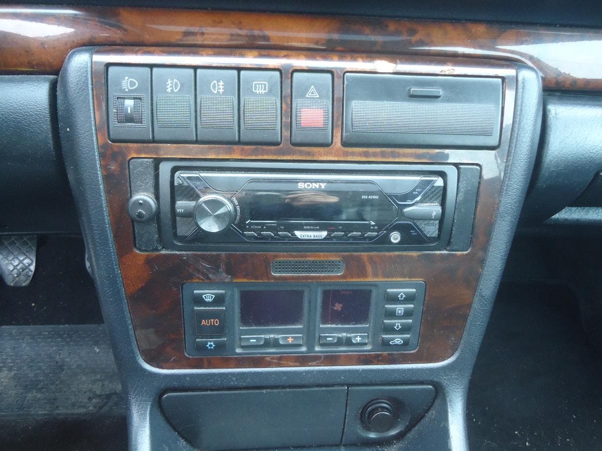 Audi A4 1.8 — imagem 11