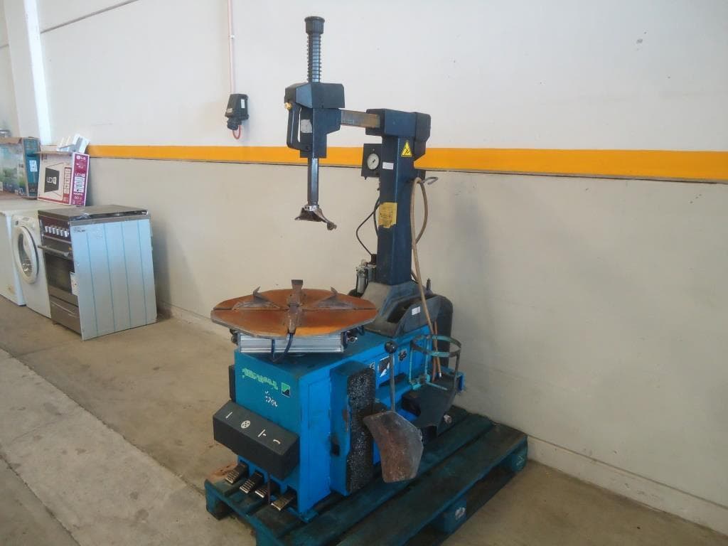Máquina de desmontar pneus — imagem 4