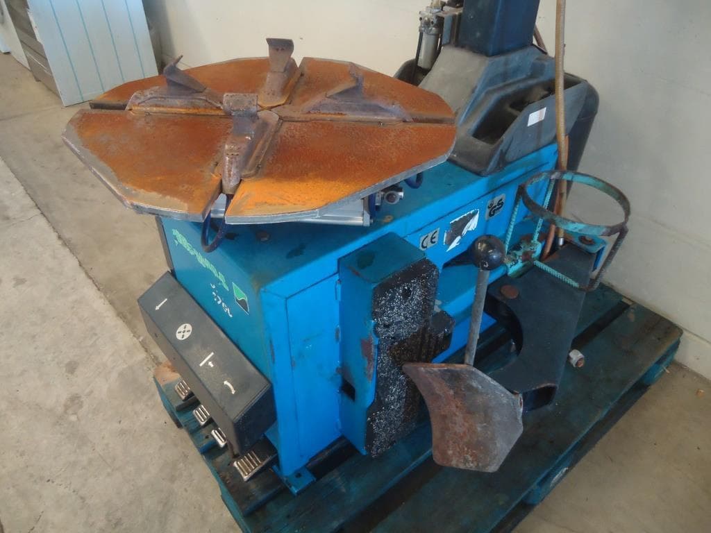 Máquina de desmontar pneus — imagem 5