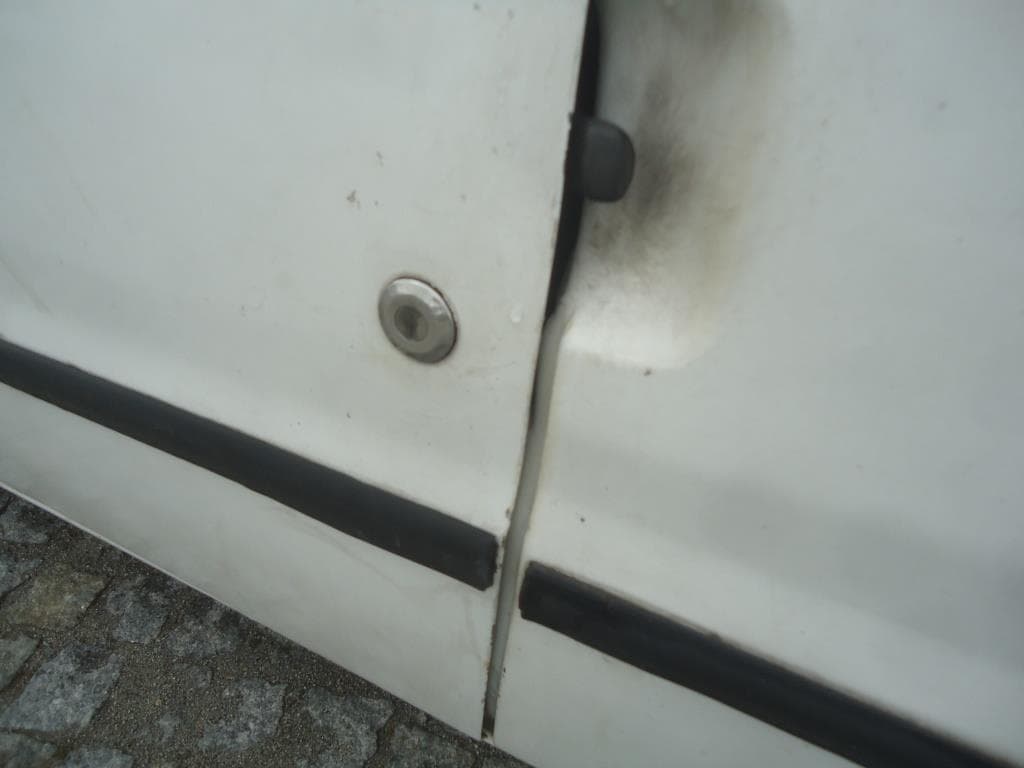 Peugeot 106 · Ano 1995 — image 19