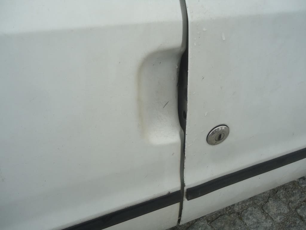 Peugeot 106 · Ano 1995 — image 21