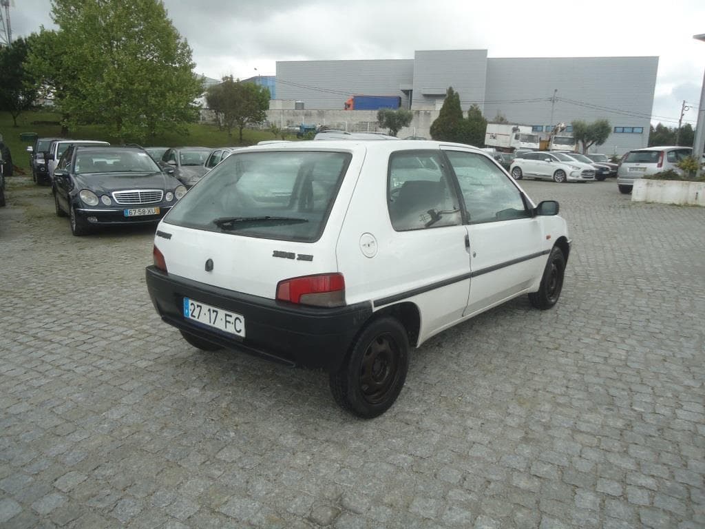 Peugeot 106 · Ano 1995 — image 6
