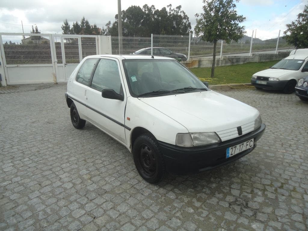 Peugeot 106 · Ano 1995 — image 1
