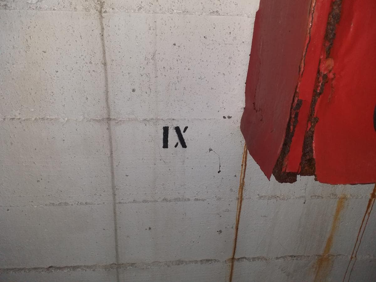 1/2 de  Plaza de Garaje · Aveiro — imagen 4