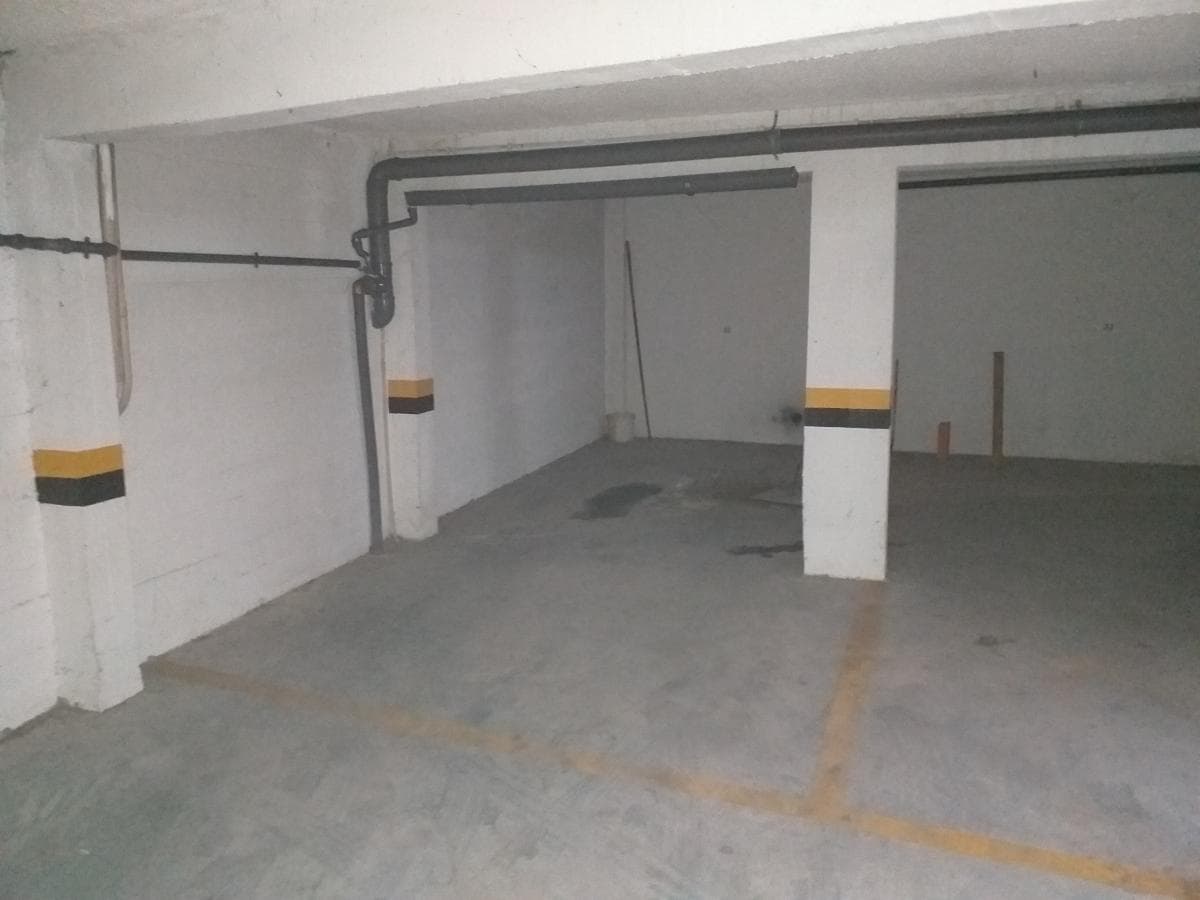 1/2 de  Lugar de Garagem · Aveiro — imagem 3