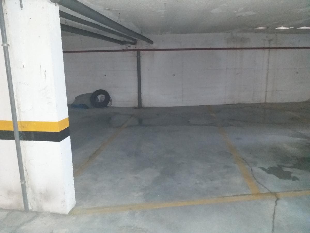 1/2 de  Lugar de Garagem · Aveiro — imagem 3