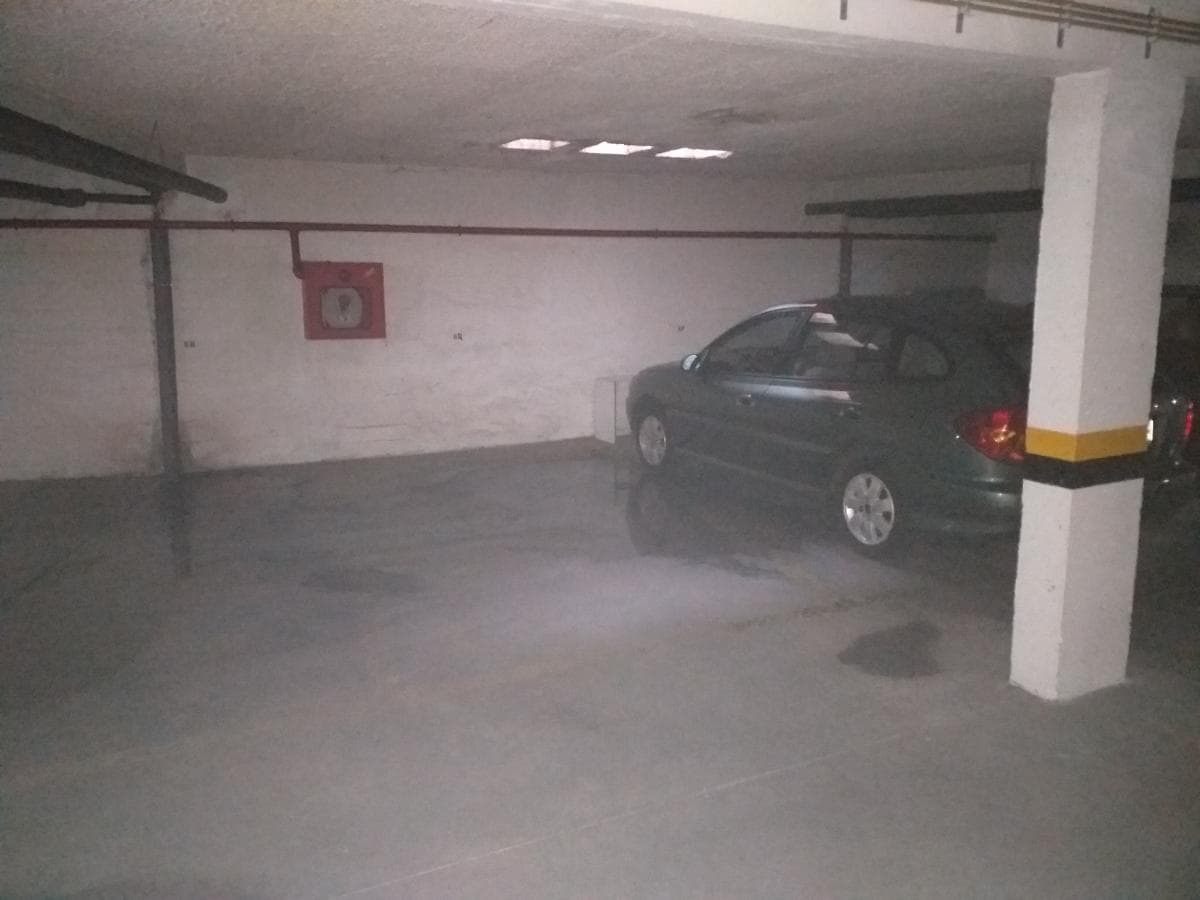 1/2 de  Lugar de Garagem · Aveiro — imagem 3