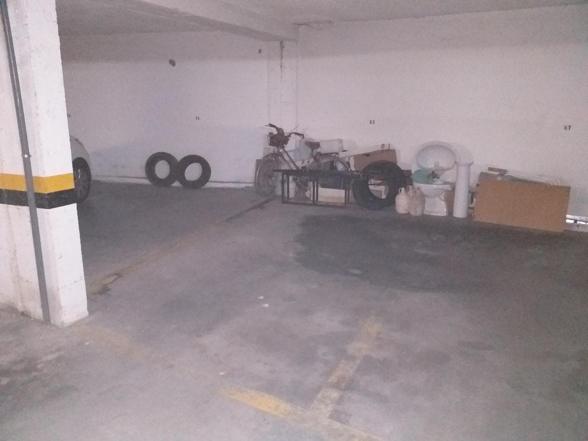 1/2 de  Lugar de Garagem · Aveiro — image 3