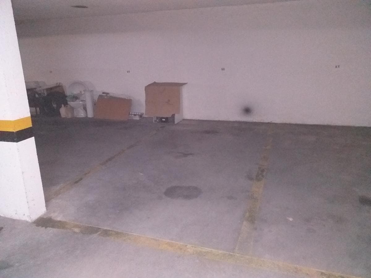 1/2 de Lugar de Garagem · Aveiro — imagen 3