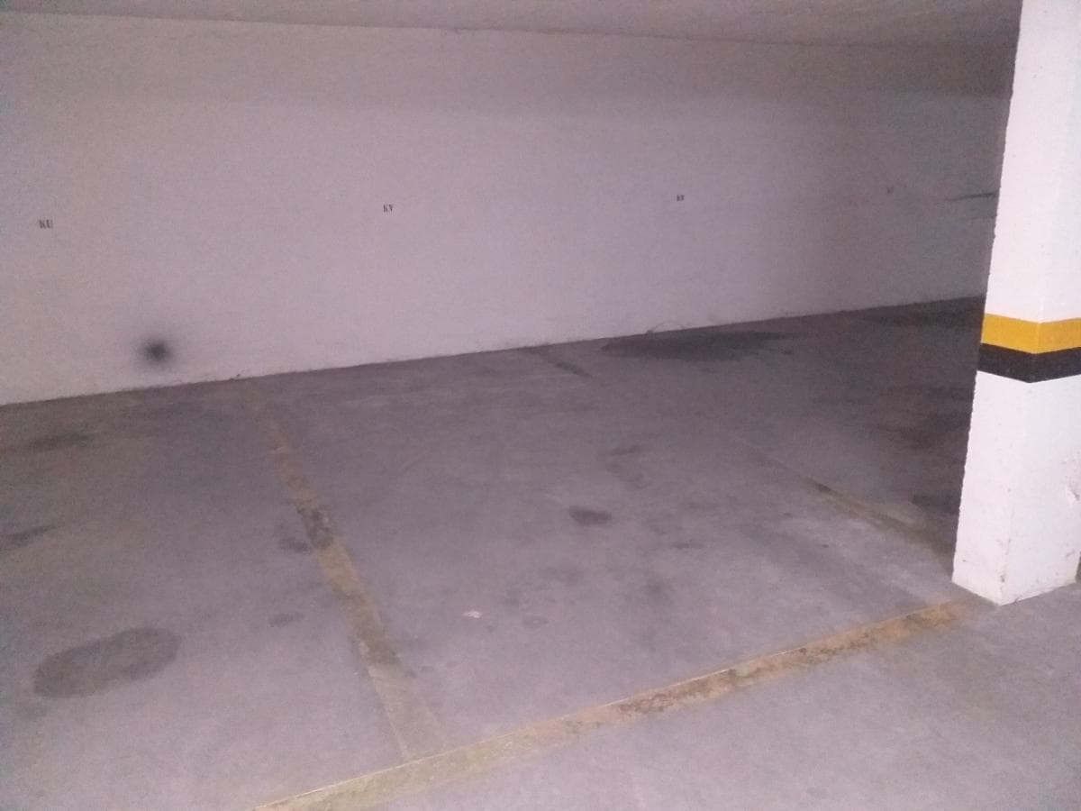 1/2 de Lugar de Garagem · Aveiro — imagen 3