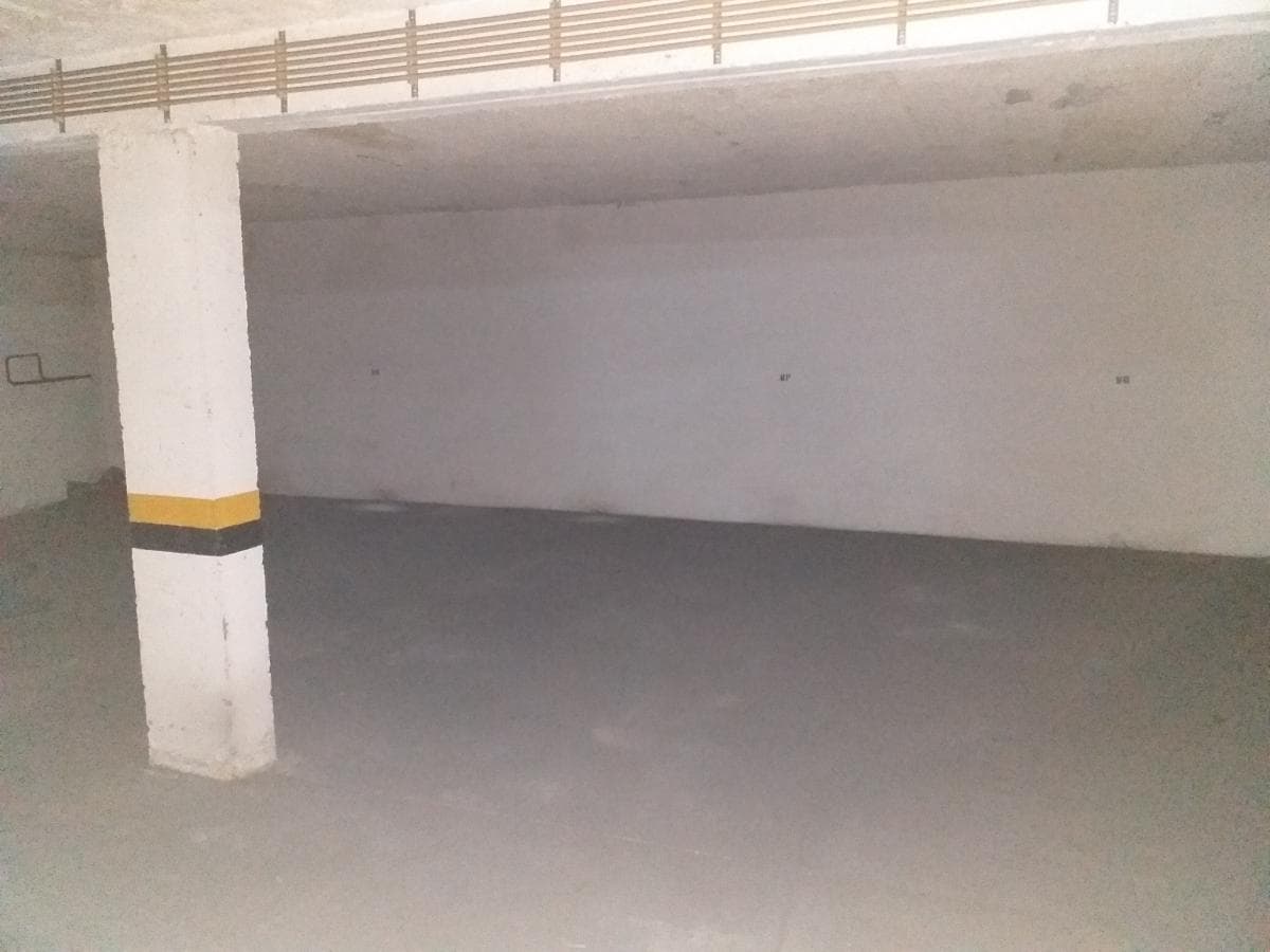 1/2 de Lugar de Garagem · Aveiro — imagem 3