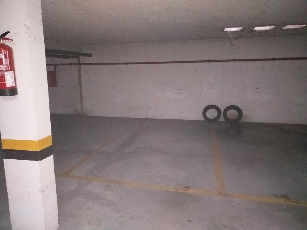 1/2 de Lugar de Garagem · Aveiro — imagem 2