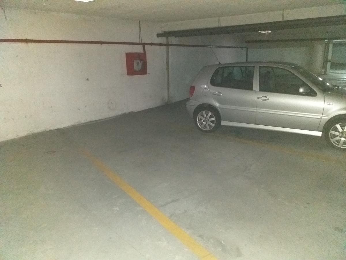 1/2 de Plaza de Garaje · Aveiro — imagen 3