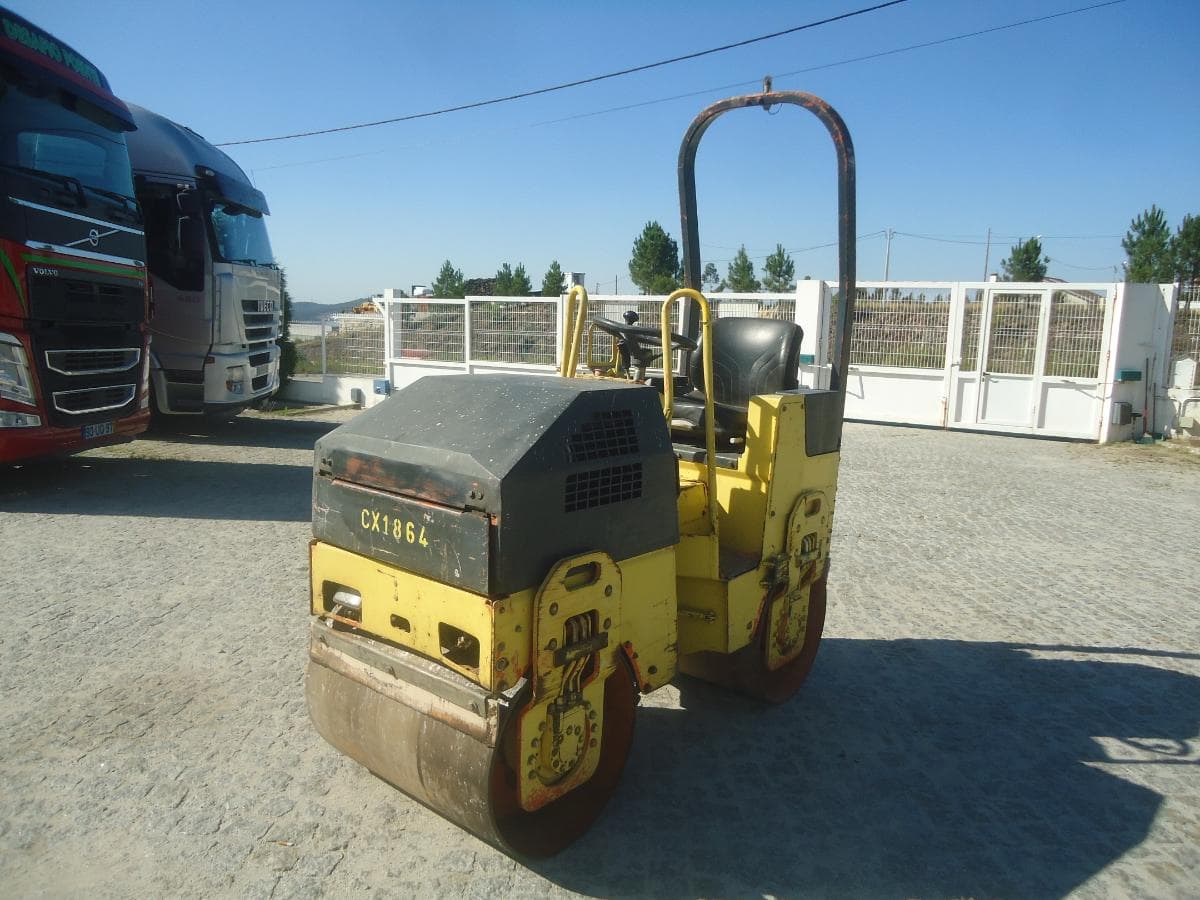 Cilindro Bomag · — imagem 1