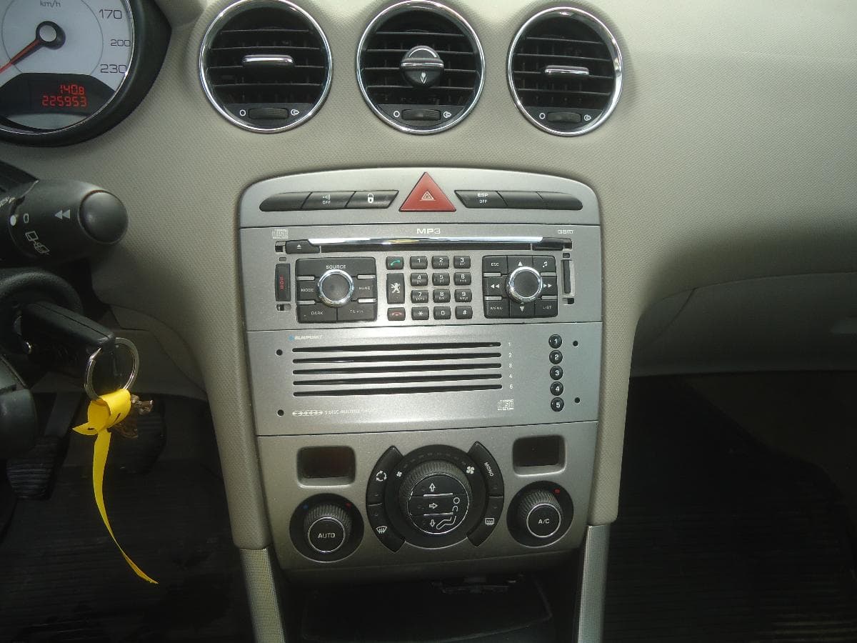 Peugeot 308 1.6 HDI — imagen 11