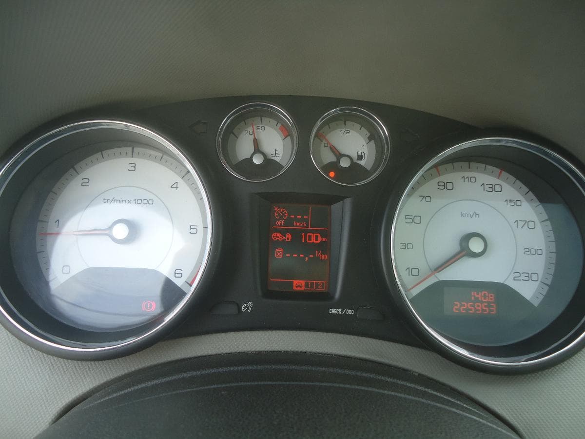 Peugeot 308 1.6 HDI — imagen 16