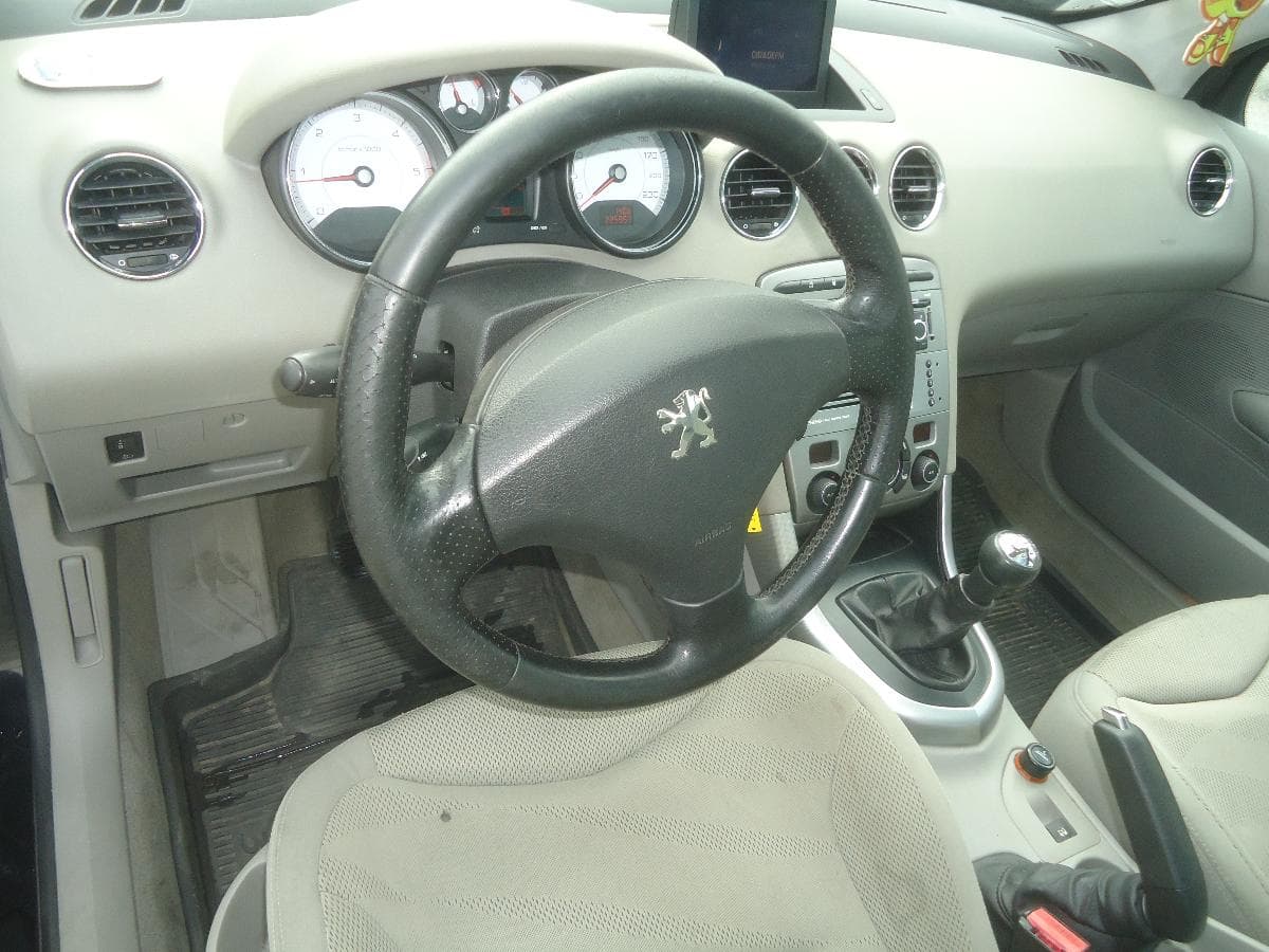 Peugeot 308 1.6 HDI — imagen 10