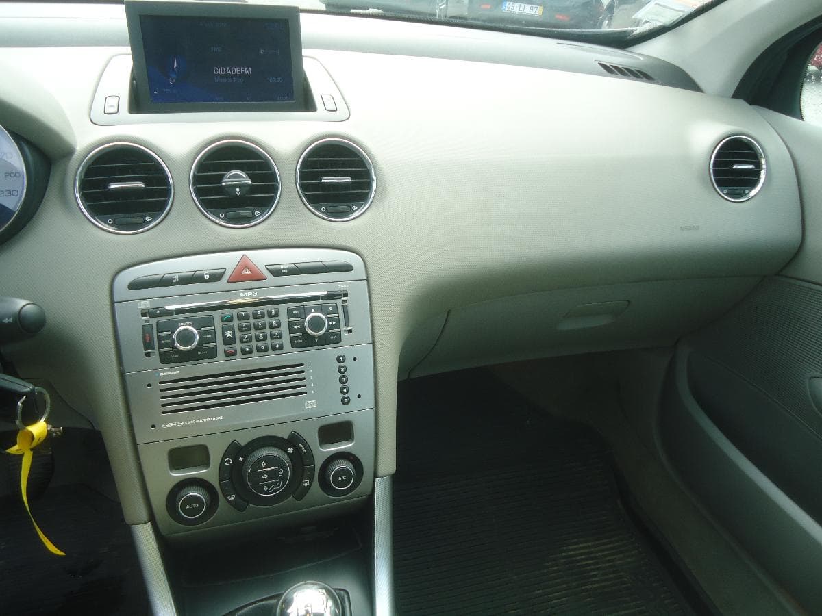 Peugeot 308 1.6 HDI — imagen 12