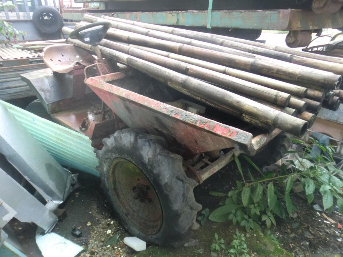 Retroescavadora +  Compressor  + Dumper  + Betoneira monofásica — imagem 3