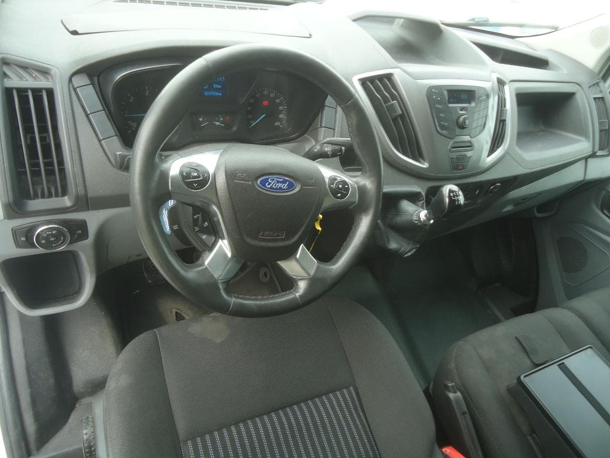 Ford Transit 2.2 TDCI — image 10
