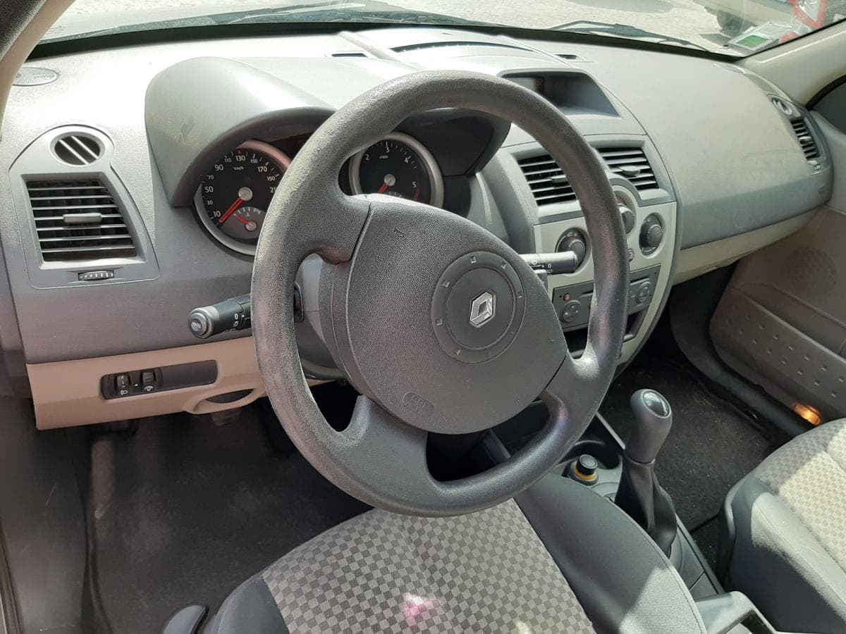 Renault Megane 1.5 DCI — imagem 9