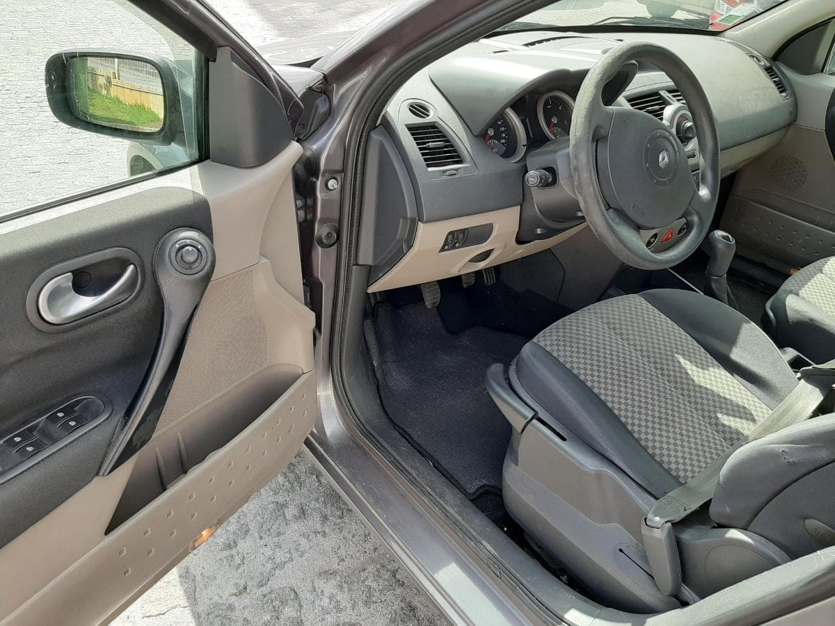 Renault Megane 1.5 DCI — imagem 7