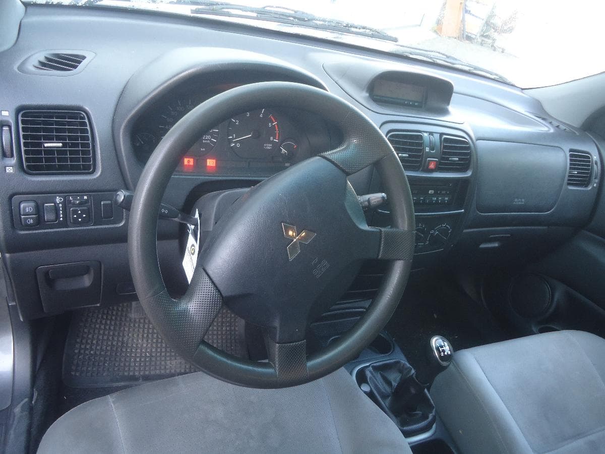 Mitsubishi Space Star 1.9 DID — imagen 10