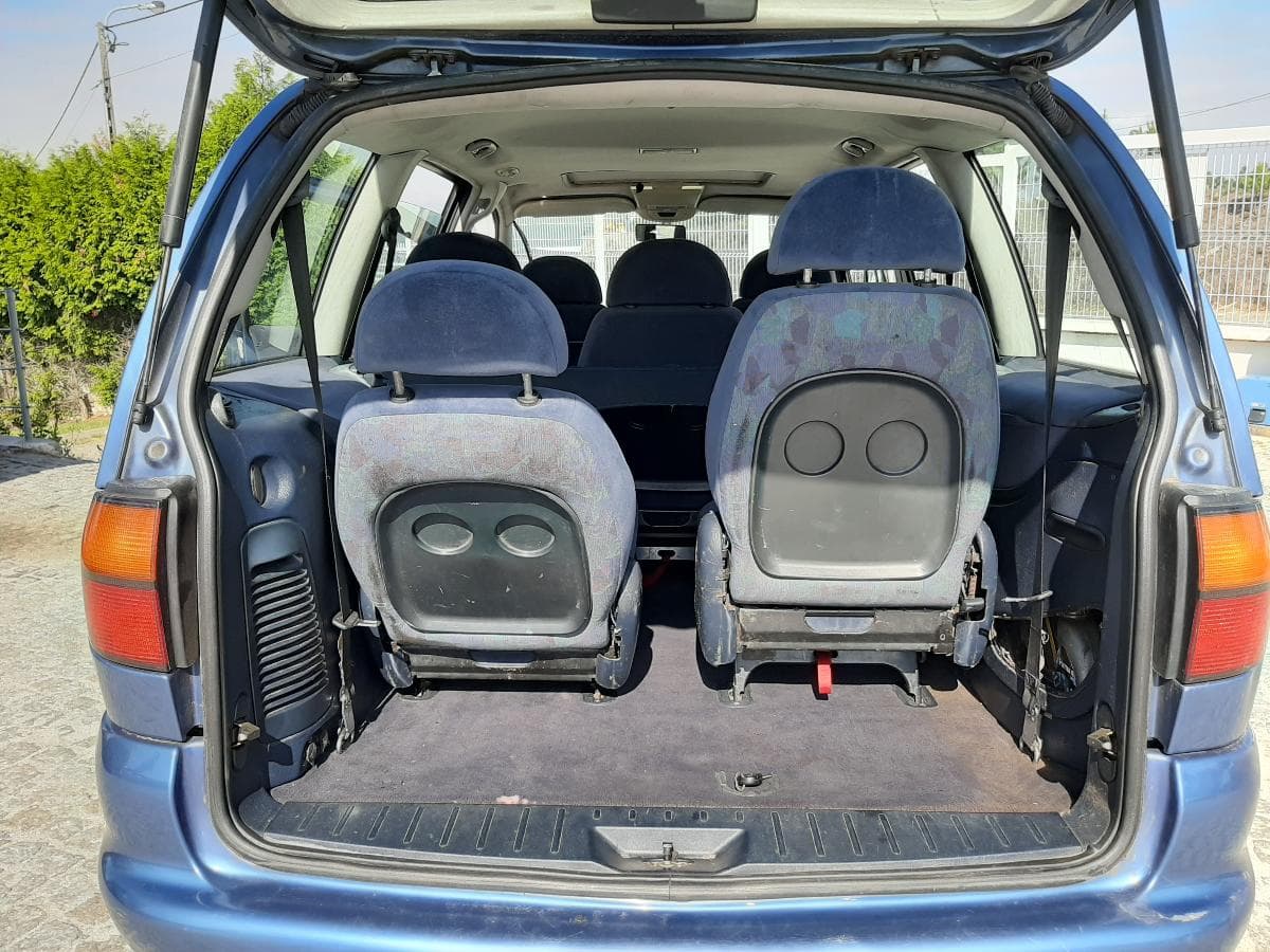 Volkswagen Sharan 1.9 TDI — imagem 16