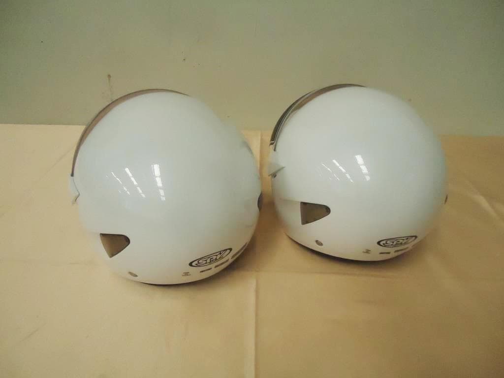 Capacetes — imagen 3