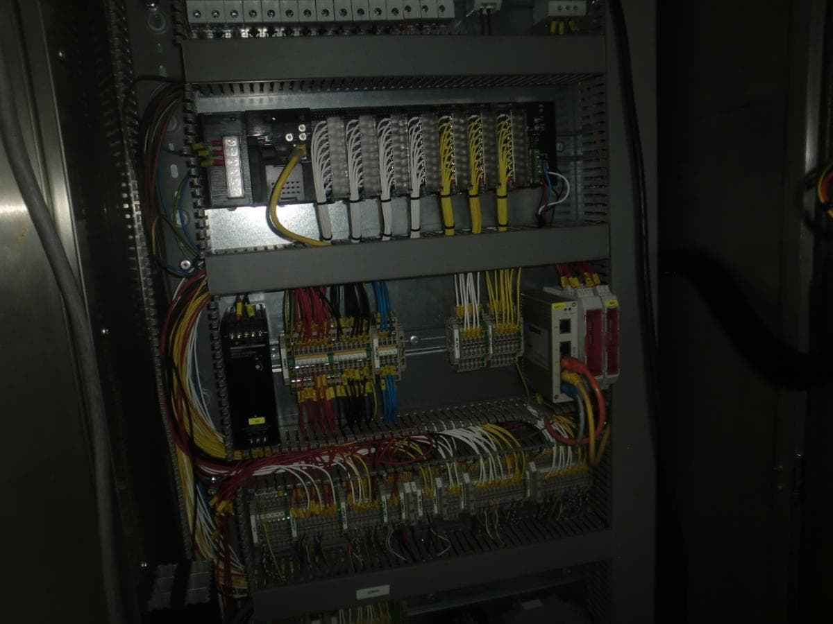 Célula com robot — imagem 7