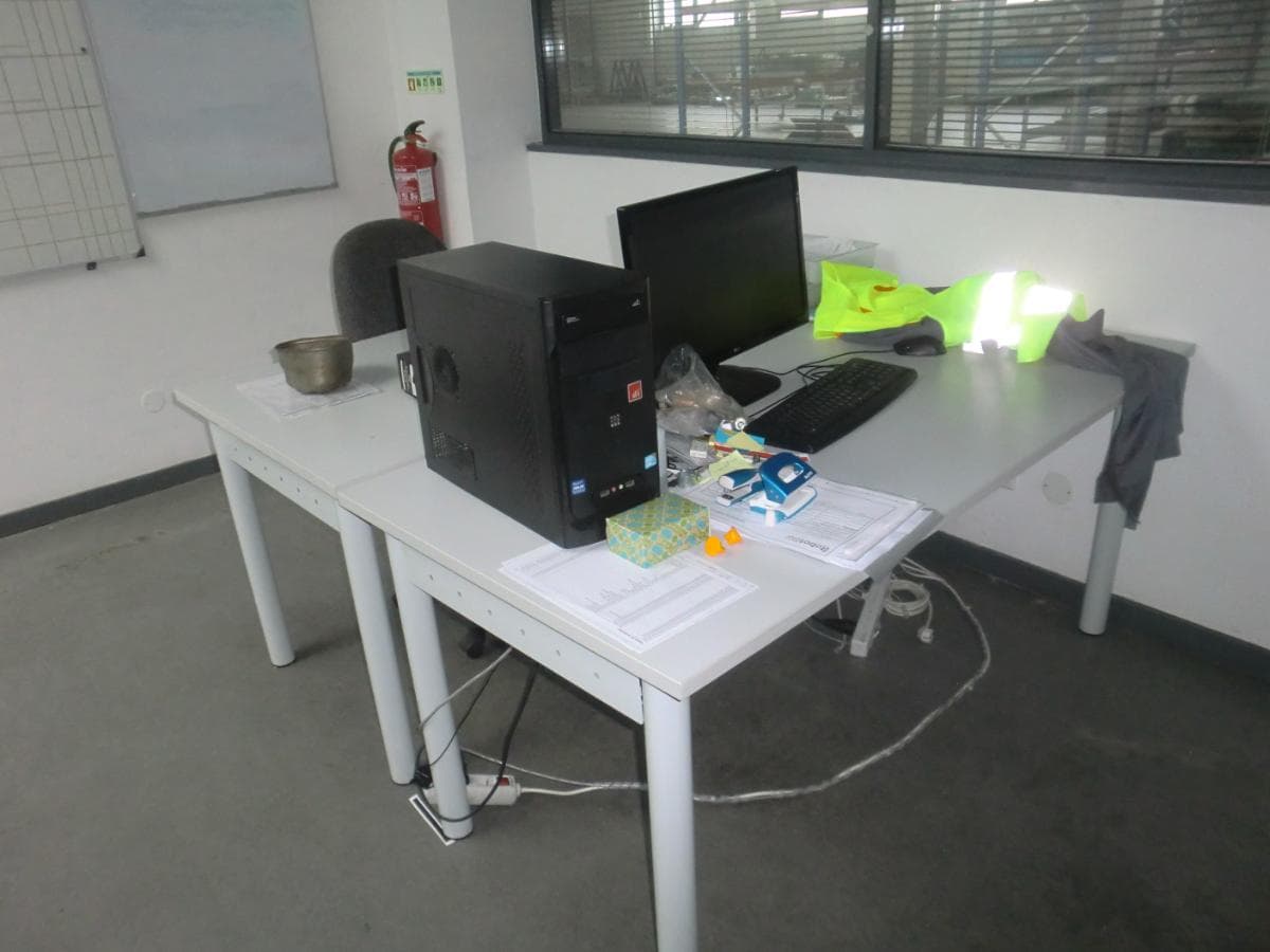 Equipamiento de Oficina