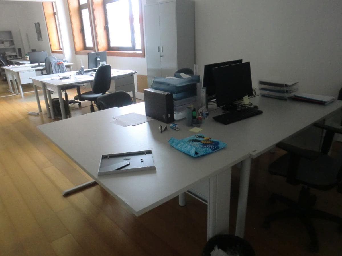 Equipamento de Escritório — imagem 1