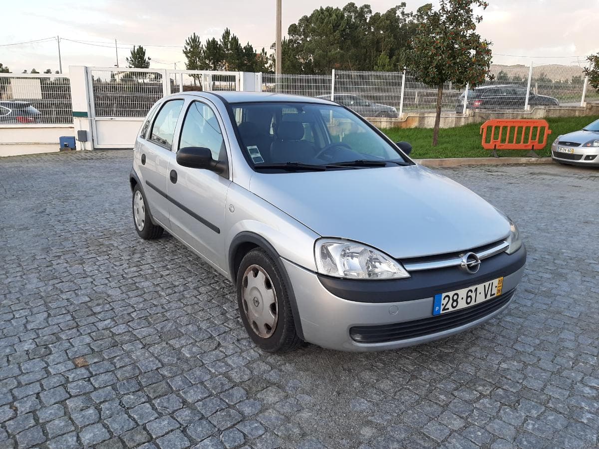 Opel Corsa 1.2 · Ano 2003 — imagem 3