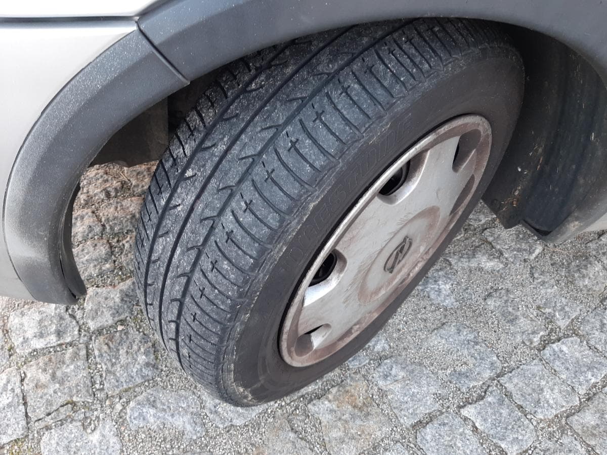 Opel Corsa 1.2 · Ano 2003 — imagem 17