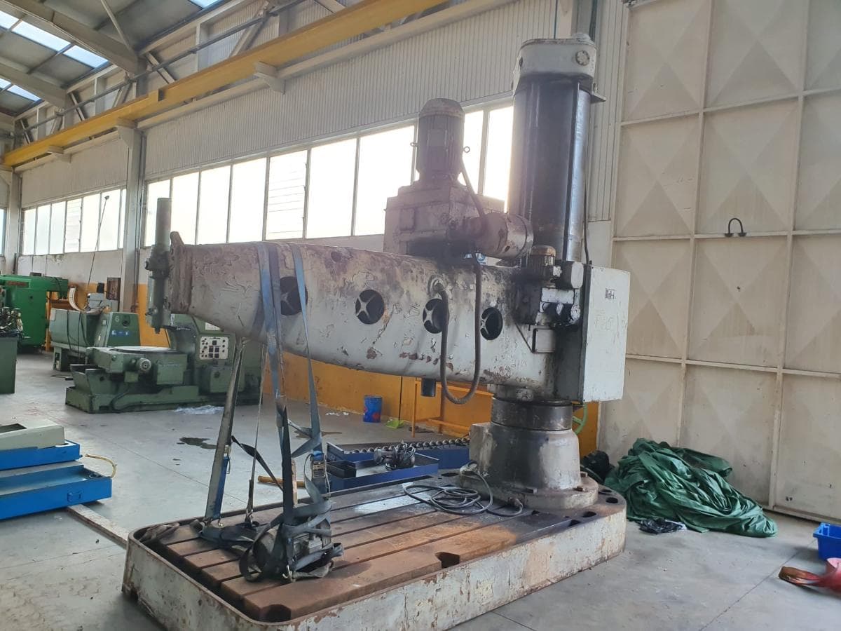 Máquina de Furar Radial — imagen 1