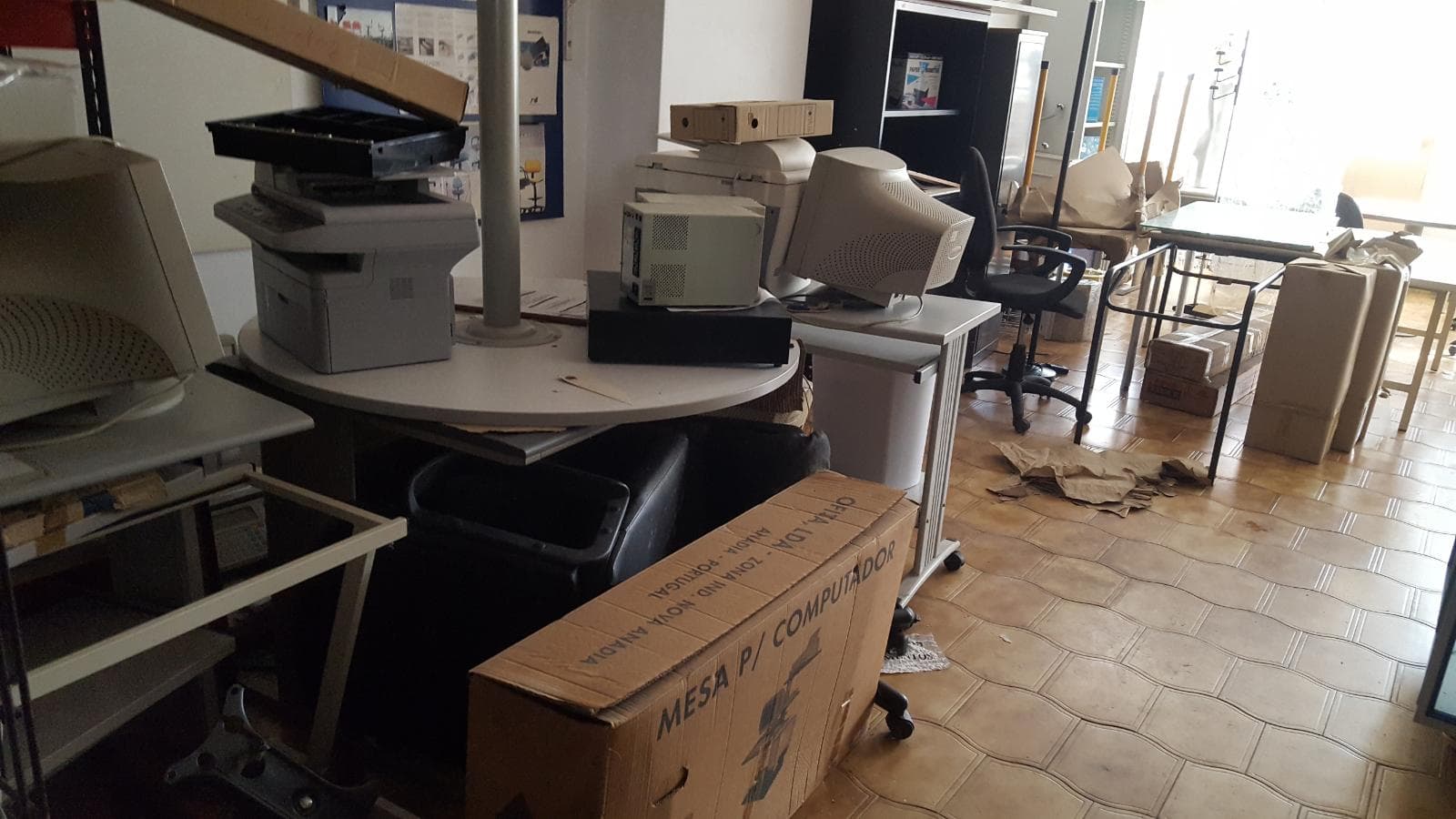Mobiliario de oficina — imagen 10