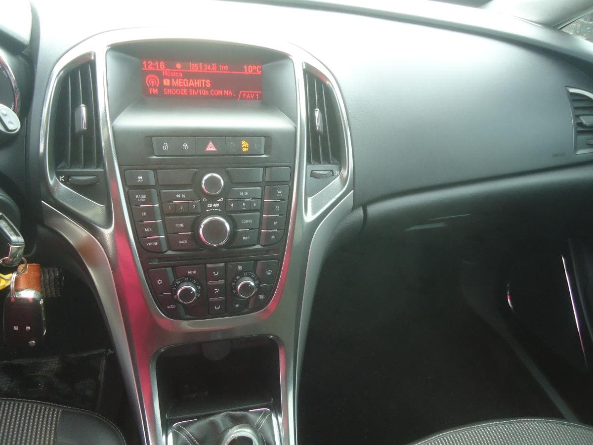 Opel Astra 1.7 CDTI — imagem 11