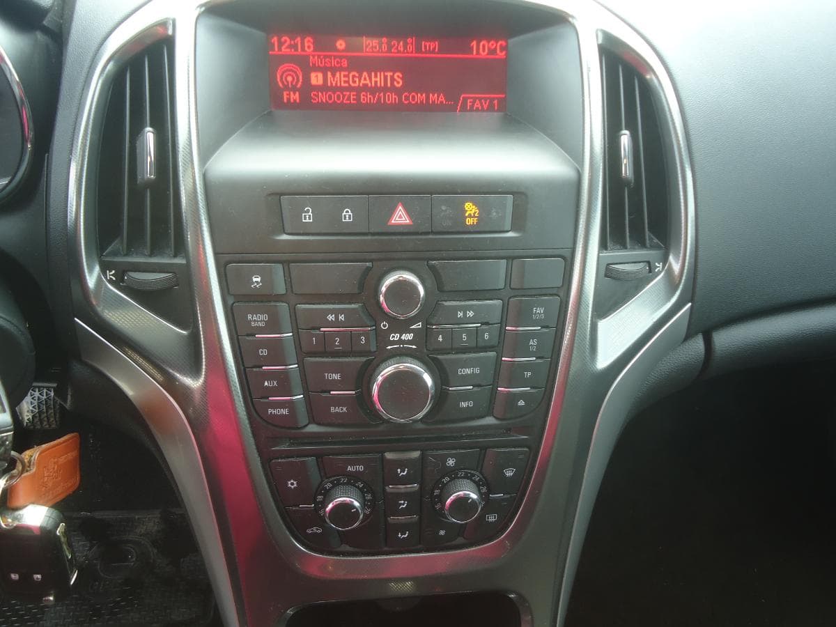 Opel Astra 1.7 CDTI — imagem 12
