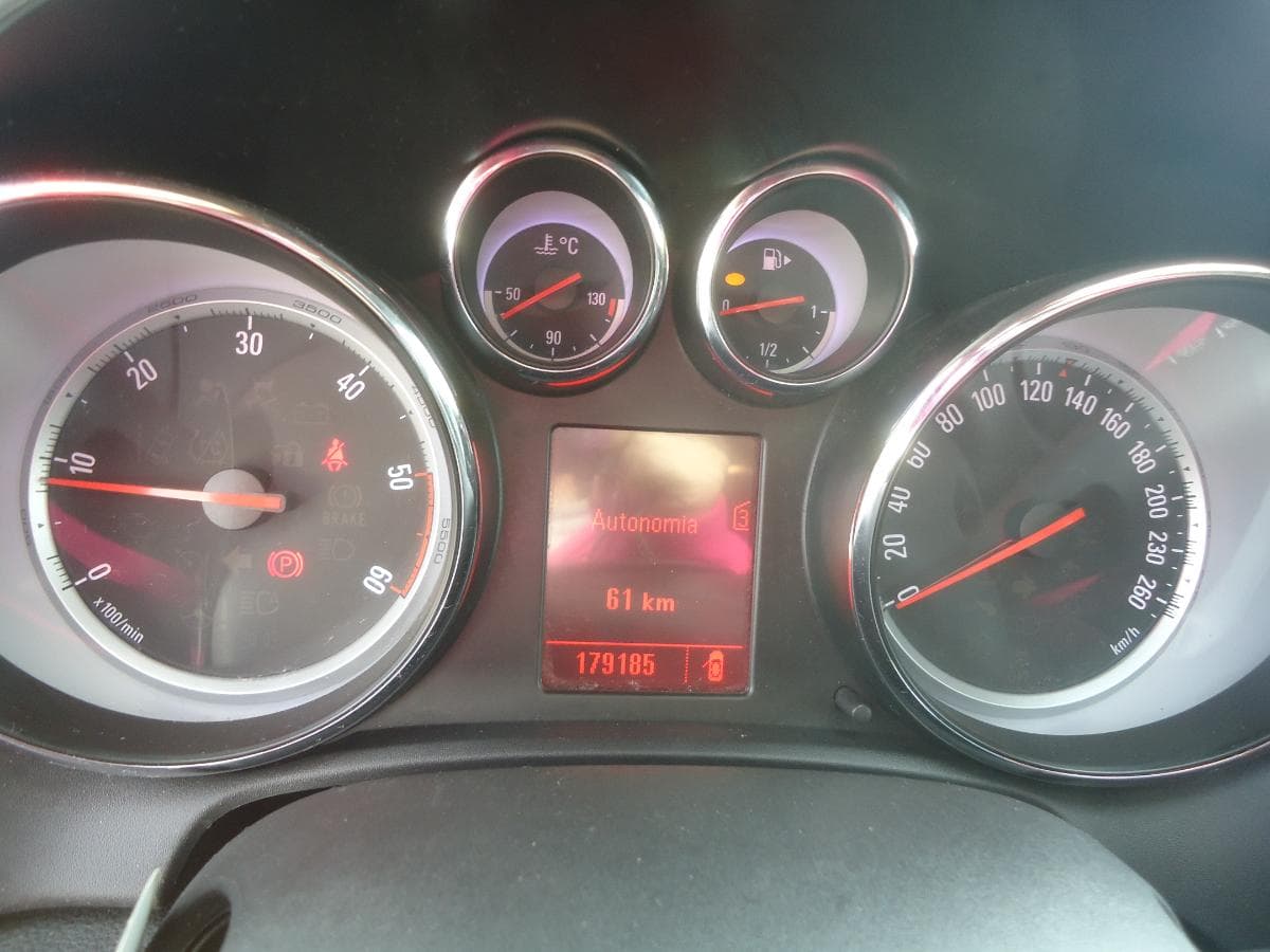 Opel Astra 1.7 CDTI — imagem 13