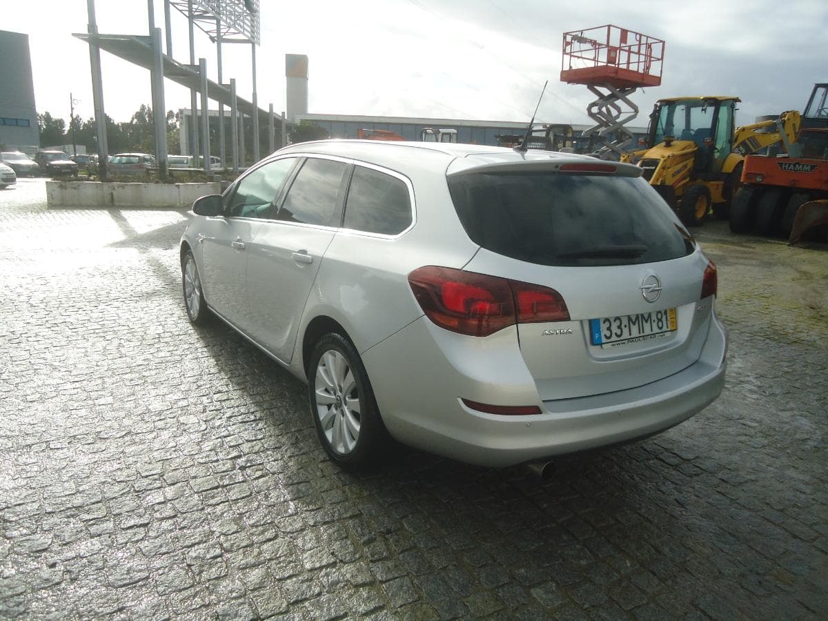 Opel Astra 1.7 CDTI — imagem 6